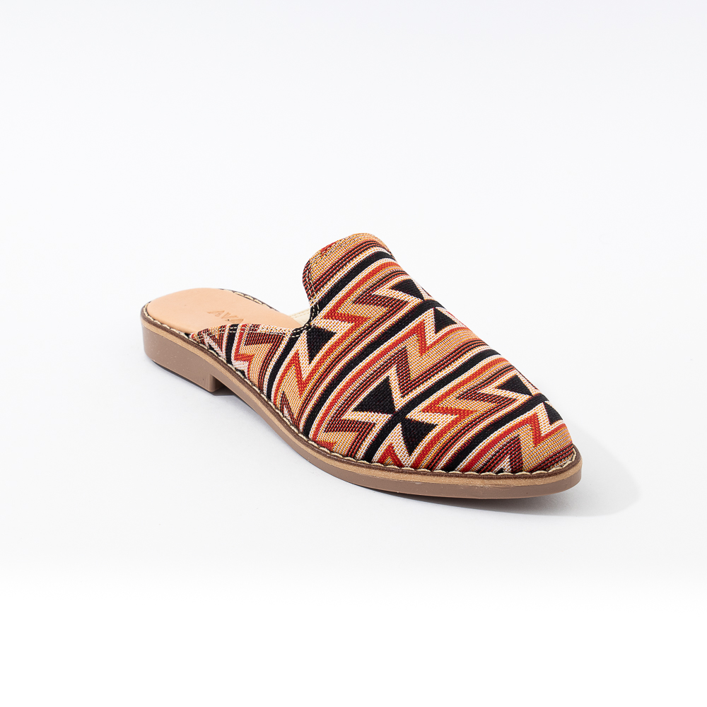 ZUECO BOCHICA - AVANTI  Urban Shoes